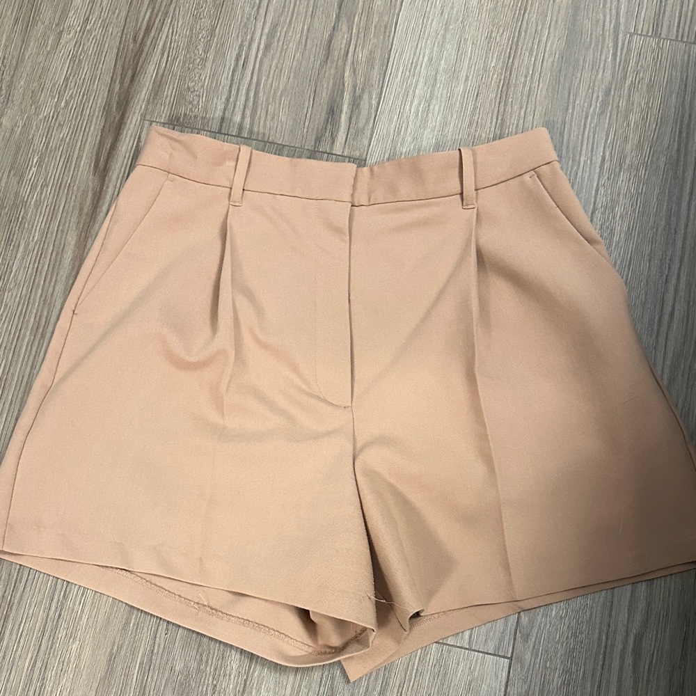 Abercrombie & Fitch High Waist Beige Shorts